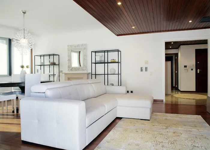 Parque Das Nacoes - Fil Pool Apartment